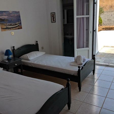 Anthoula'S Sea View Apartment 피소리바디 외부 사진