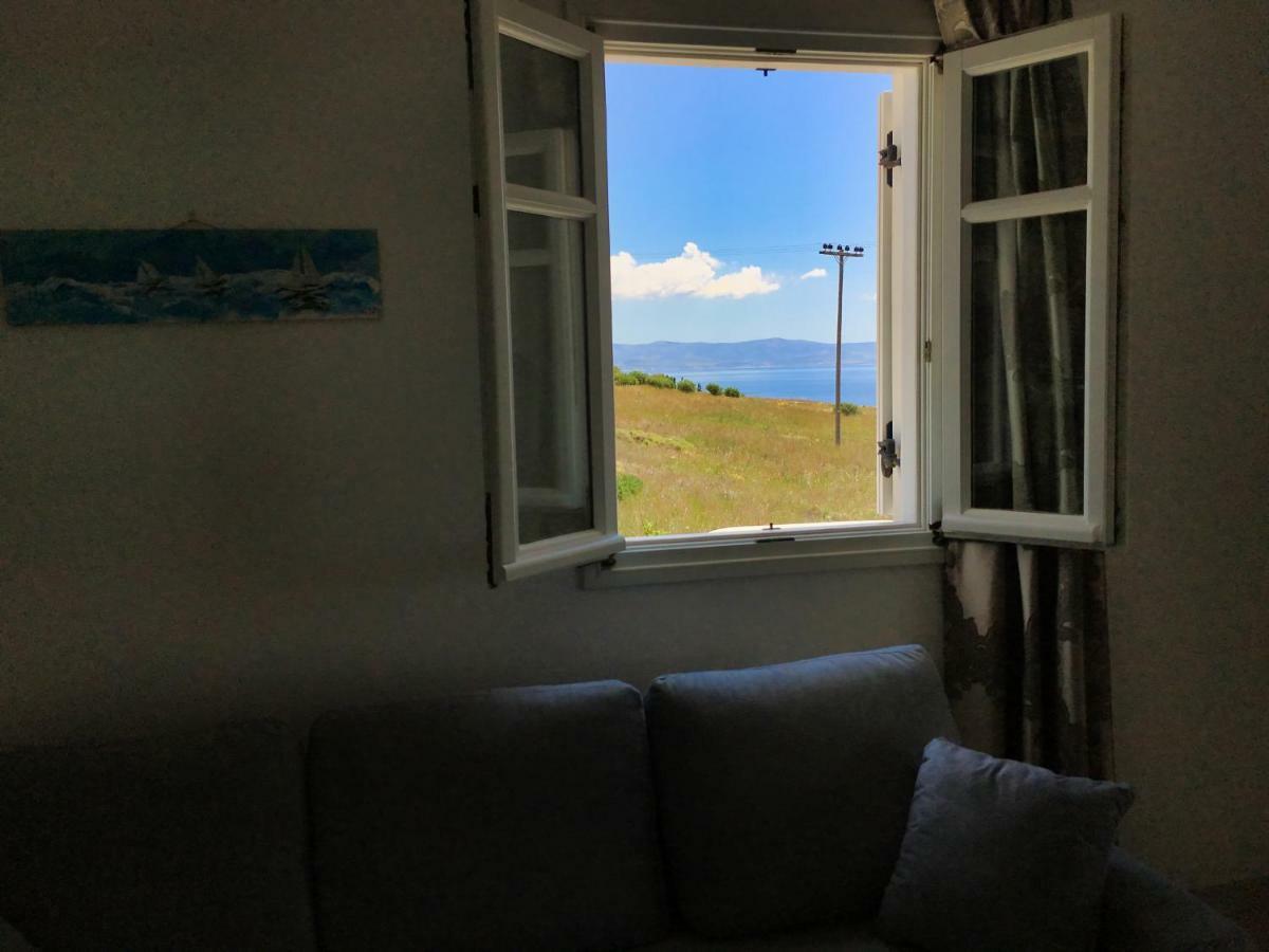Anthoula'S Sea View Apartment 피소리바디 외부 사진